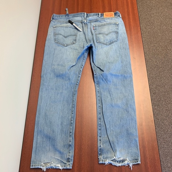 Men's 501 Levi's High Waisted Mom Jeans - Picture 5 of 8